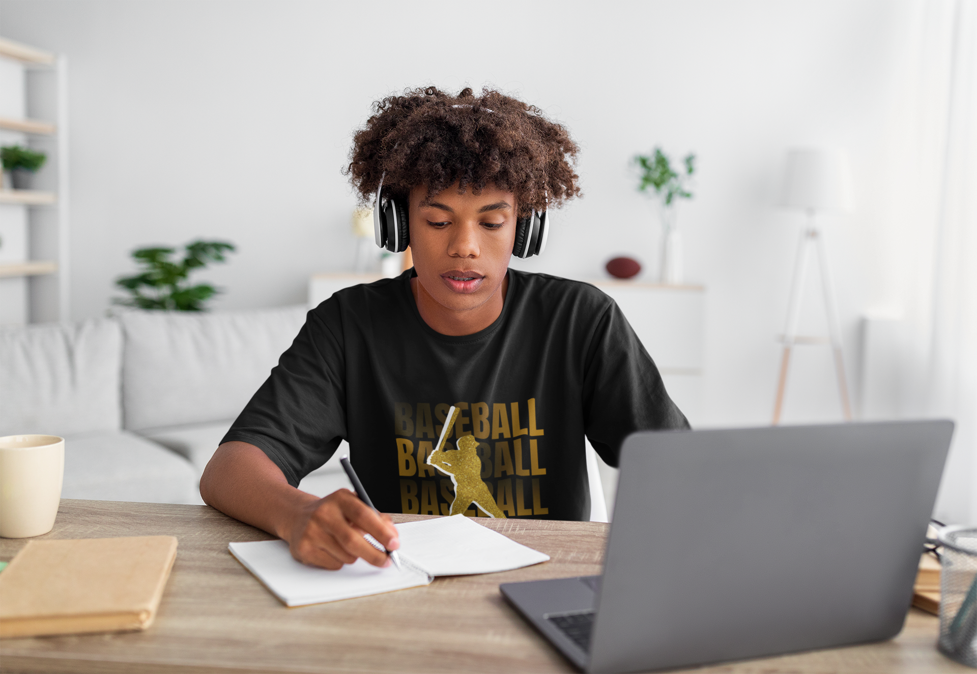 BASEBALL Retro Stack Tee