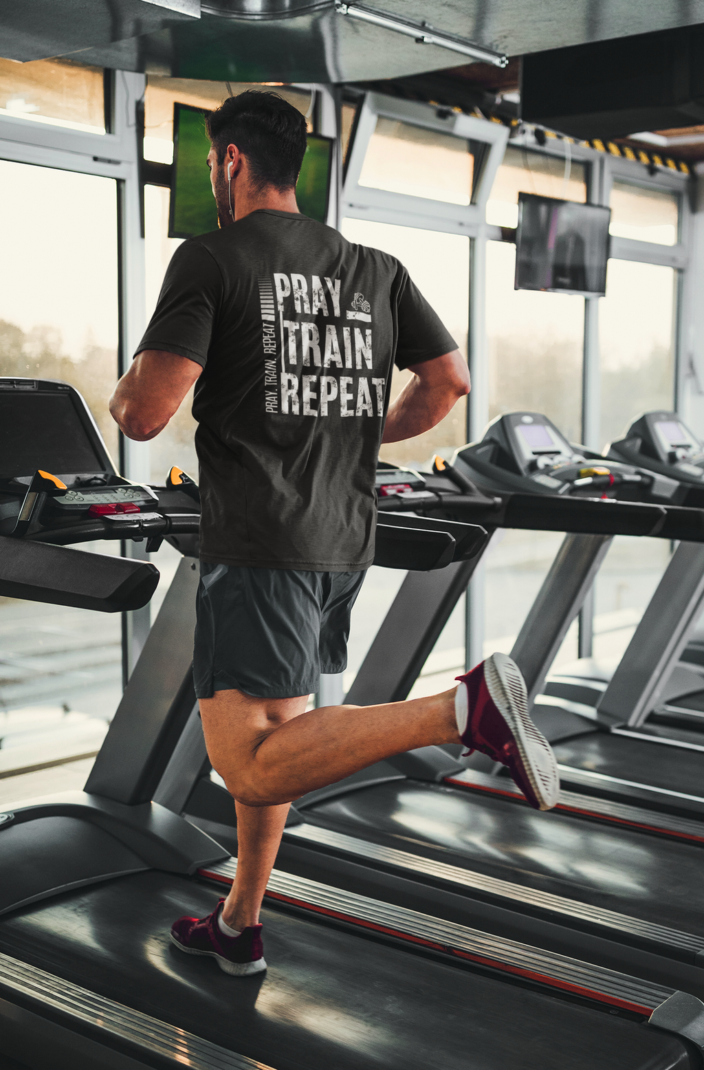 Pray Train Repeat Tee – Faith Meets Fitness Motivation